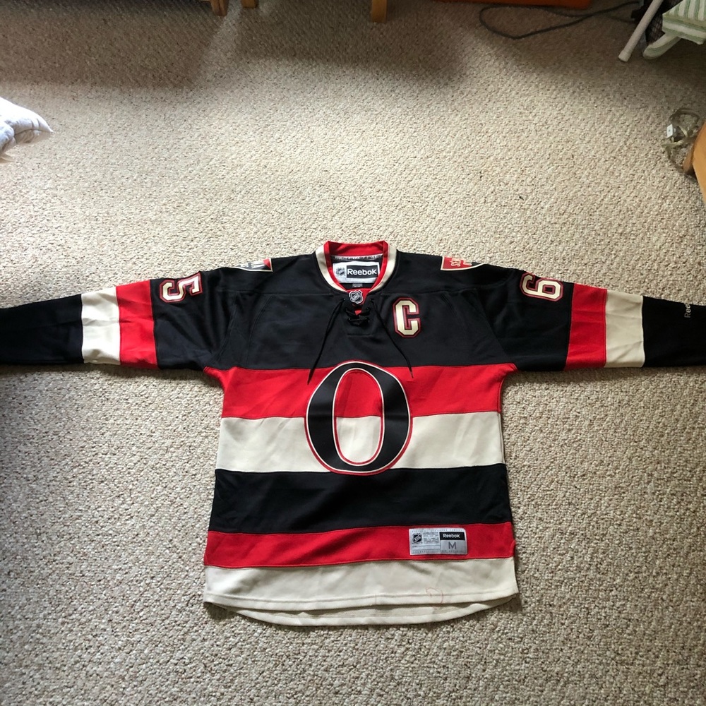 Erik Karlsson Ottawa Senators hockey jersey